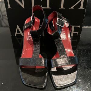 NEW ANNE KLEIN Vintage Leather Ankle Strap Heel 8.5 